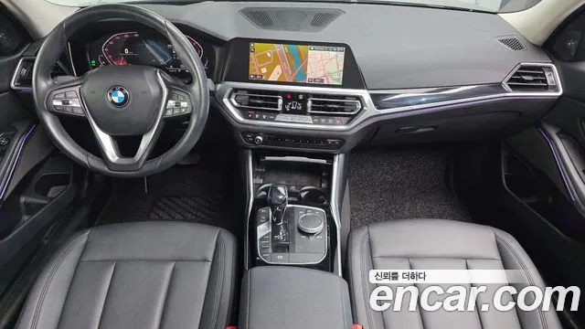 BMW 3-Series 2019 thumb 7