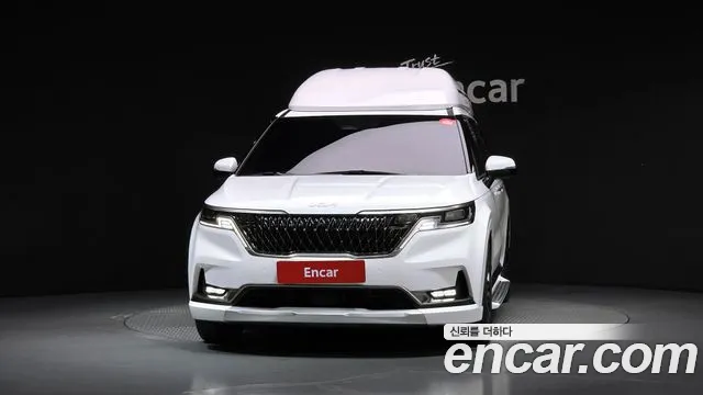 Kia Carnival 2021 thumb 3