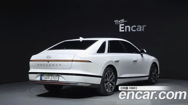 Hyundai Grandeur 2023 thumb 2