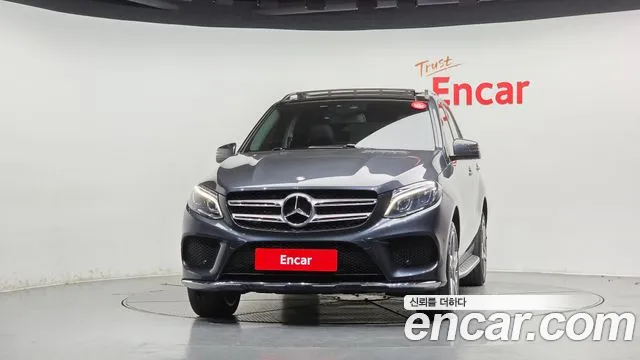 Mercedes-Benz GLE 2016 thumb 3