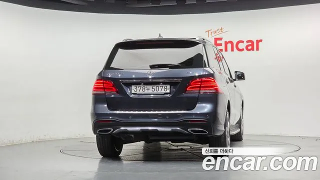 Mercedes-Benz GLE 2016 thumb 4