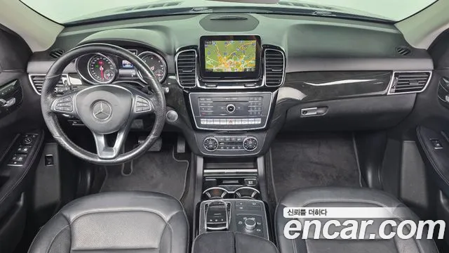 Mercedes-Benz GLE 2016 thumb 7