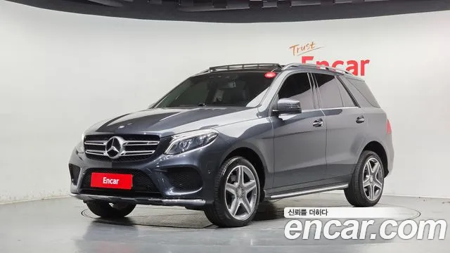 Mercedes-Benz GLE 2016 thumb 12