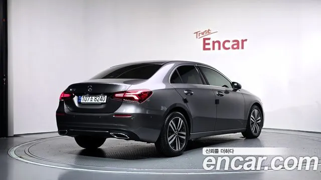 Mercedes-Benz A-Класс 2022 thumb 2