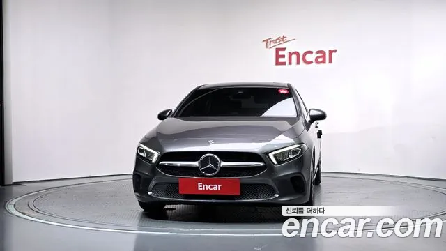 Mercedes-Benz A-Класс 2022 thumb 3