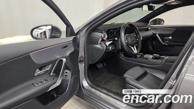 Mercedes-Benz A-Класс 2022 thumb 10