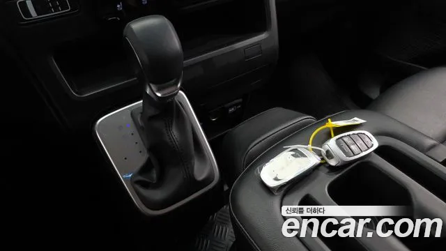 Hyundai Staria 2022 thumb 9