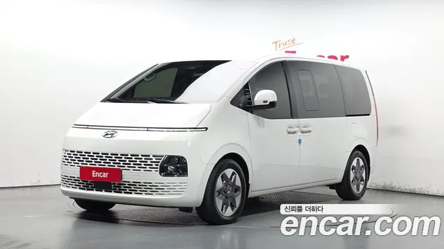 Hyundai Staria 2022 thumb 11