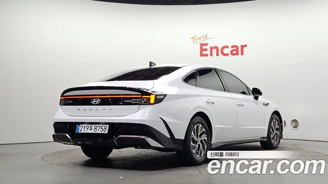 Hyundai Sonata 2024 thumb 2