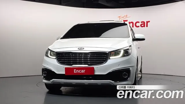 Kia Carnival 2017 thumb 3