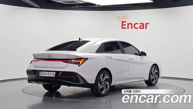 Hyundai Avante 2023 thumb 2