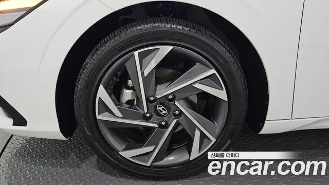Hyundai Avante 2023 thumb 5