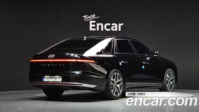 Hyundai Grandeur 2023 thumb 2