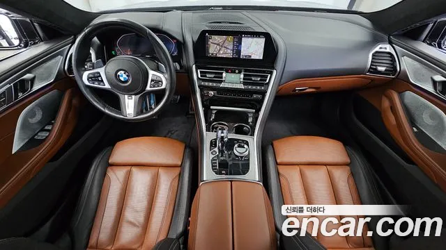 BMW 8-Series 2019 thumb 7