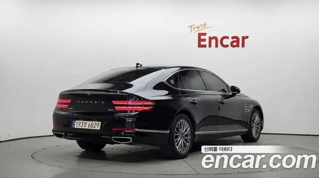 Genesis G80 2022 thumb 2