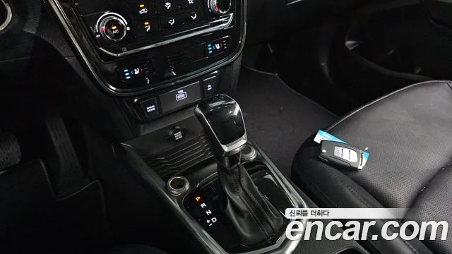 KG_Mobility_Ssangyong TIBOLI 2022 thumb 9
