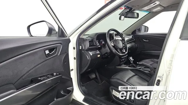KG_Mobility_Ssangyong TIBOLI 2022 thumb 10