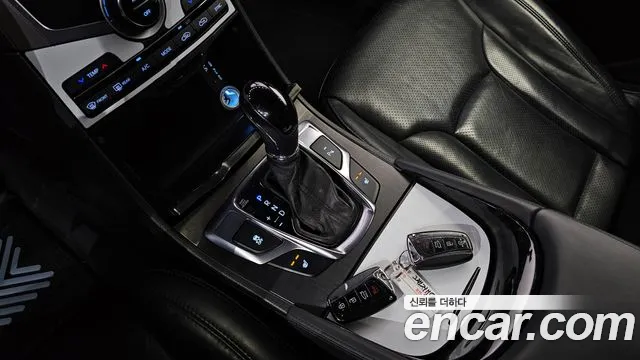 Hyundai Grandeur 2015 thumb 9