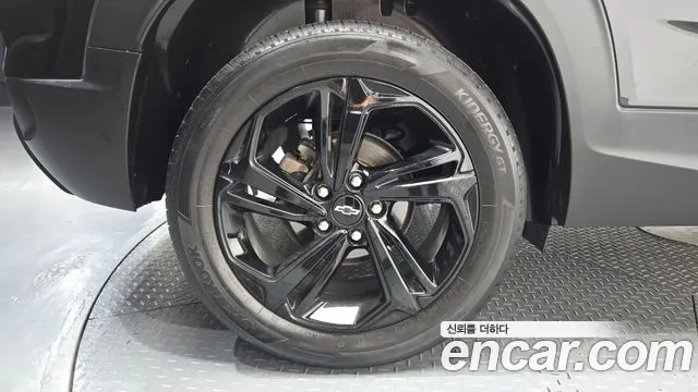 ChevroletGMDaewoo TrailBlazer 2022 thumb 5