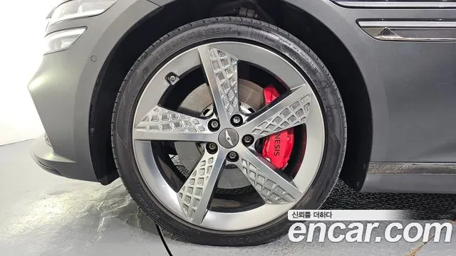 Genesis G80 2022 thumb 5