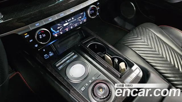 Genesis G80 2022 thumb 9