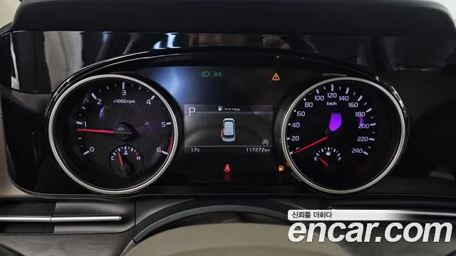 Kia Carnival 2021 thumb 8