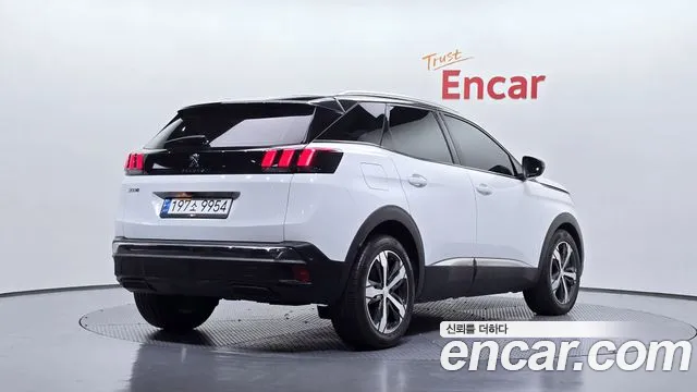 Peugeot 3008 2019 thumb 2