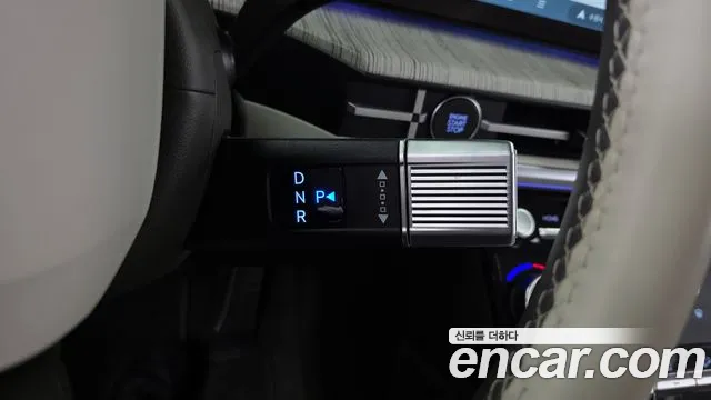 Hyundai Santa Fe 2025 thumb 9
