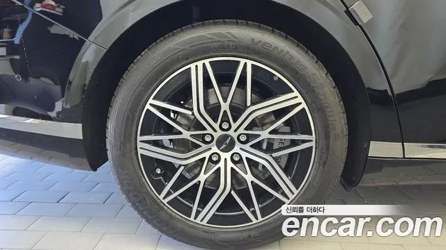 Genesis G90 2022 thumb 5