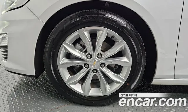 ChevroletGMDaewoo Malibu 2022 thumb 4