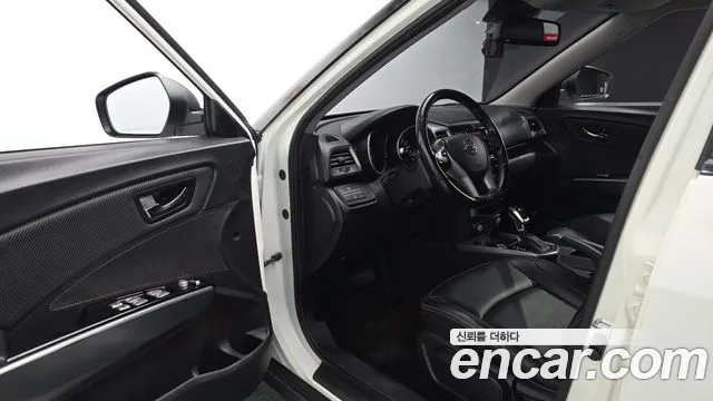 KG_Mobility_Ssangyong TIBOLI 2018 thumb 10
