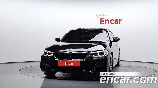 BMW 5-Series 2017 thumb 3