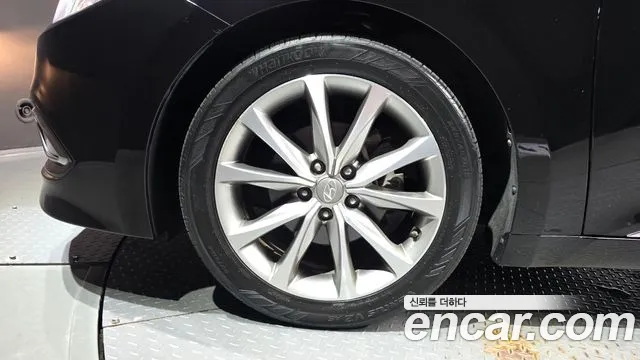 Hyundai Grandeur 2015 thumb 5