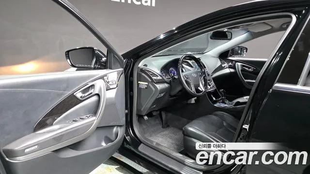 Hyundai Grandeur 2015 thumb 10