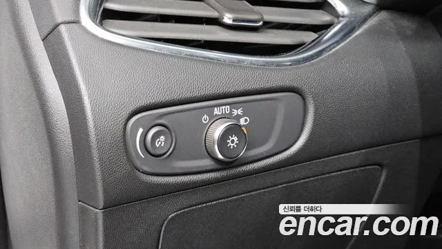 ChevroletGMDaewoo Malibu 2022 thumb 12