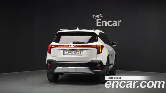 Kia Seltos 2024 thumb 3