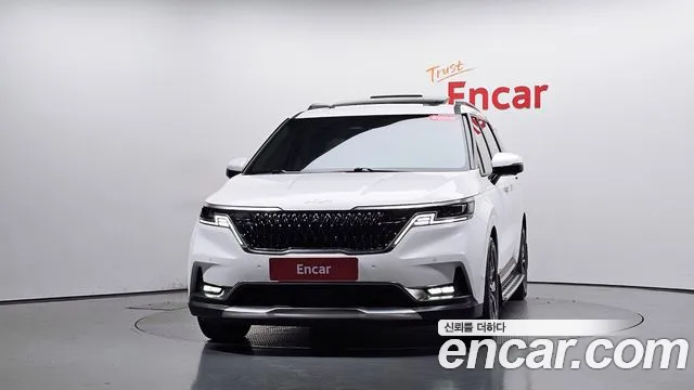 Kia Carnival 2023 thumb 2