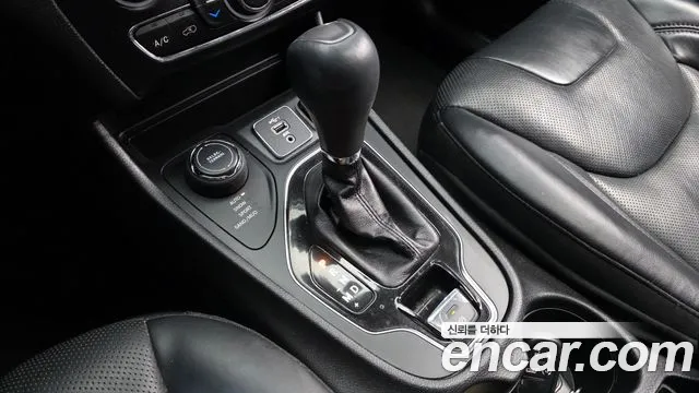 Jeep Cherokee 2020 thumb 8