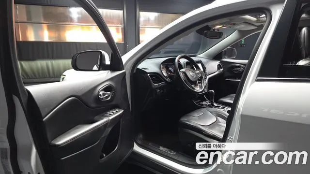Jeep Cherokee 2020 thumb 9