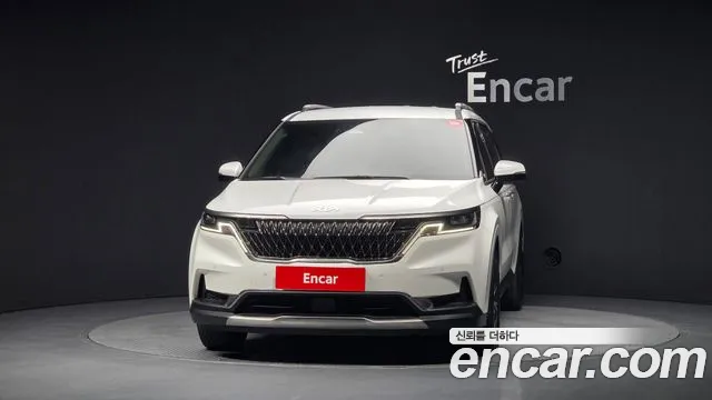 Kia Carnival 2022 thumb 3