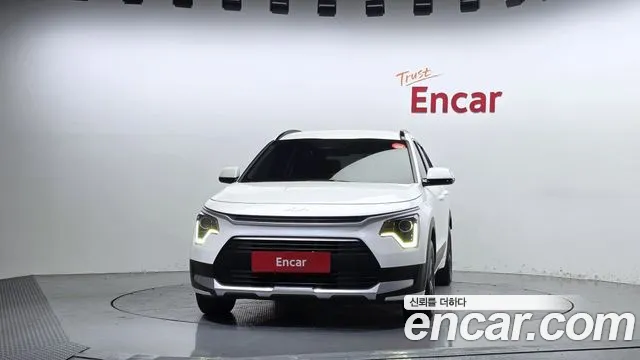 Kia Niro 2022 thumb 3