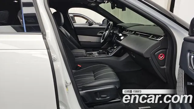 Land Rover Range Rover Velar 2019 thumb 11