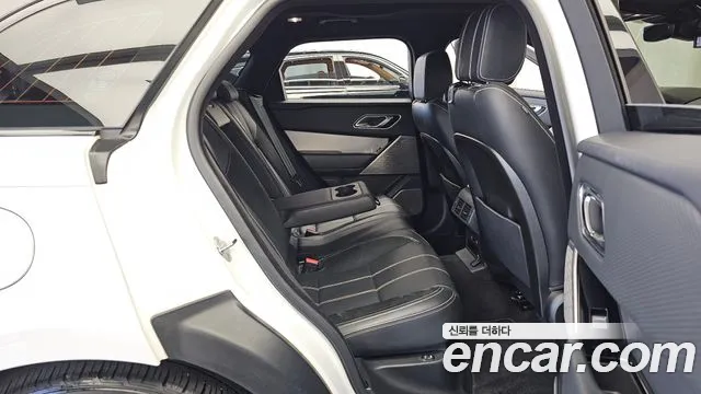 Land Rover Range Rover Velar 2019 thumb 12