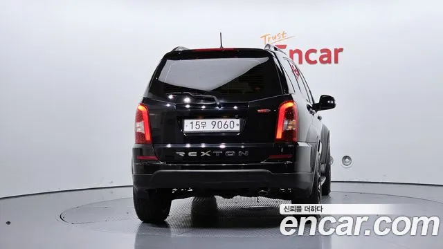KG_Mobility_Ssangyong Rexton 2016 thumb 4