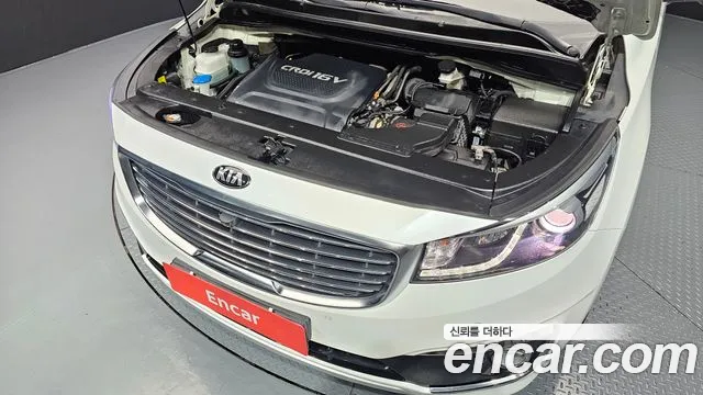 Kia Carnival 2016 thumb 6