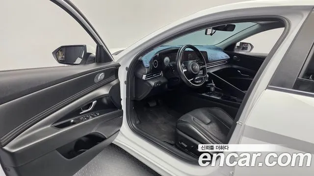 Hyundai Avante 2020 thumb 9