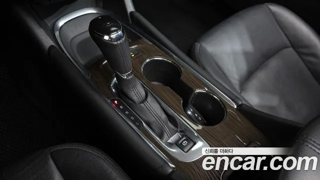 ChevroletGMDaewoo Malibu 2017 thumb 9