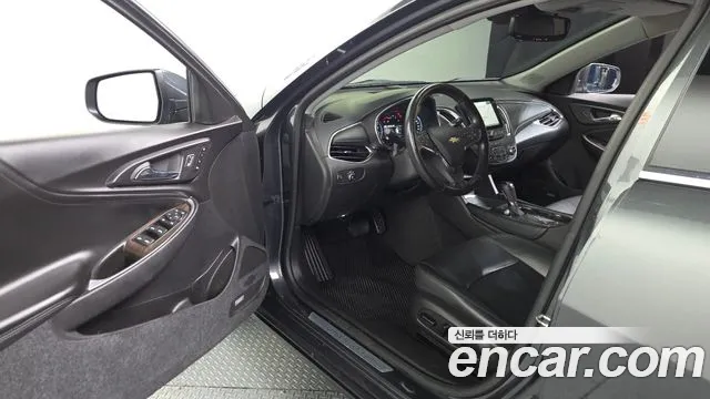 ChevroletGMDaewoo Malibu 2017 thumb 10