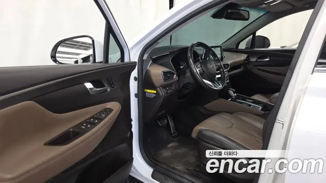 Hyundai Santa Fe 2018 thumb 10