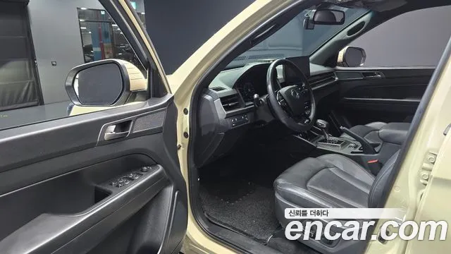 KG_Mobility_Ssangyong Rexton 2023 thumb 10